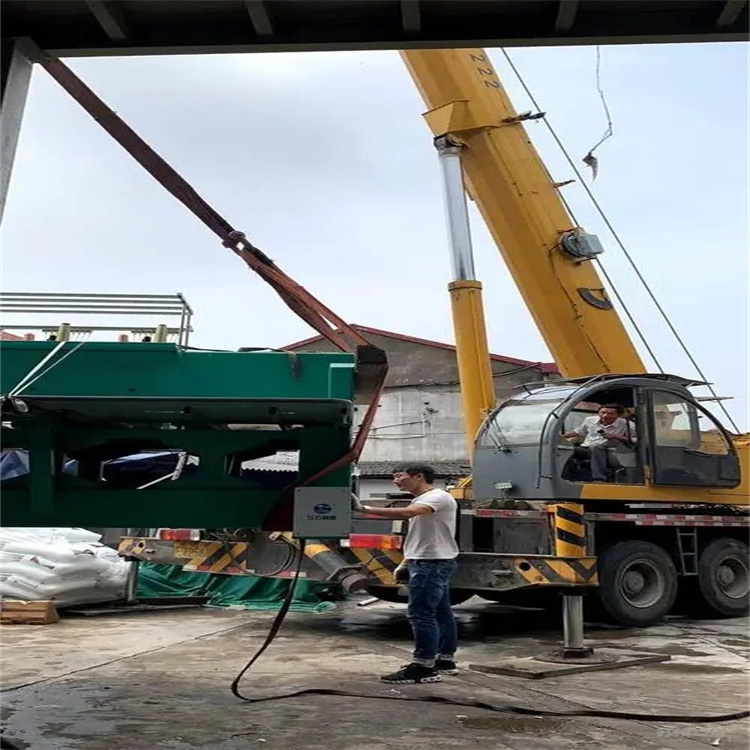 稻城大吨位吊车租赁应急保障方案|化解突发吊装需求难题